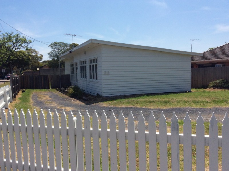 35 Kareela Road, Frankston VIC 3199