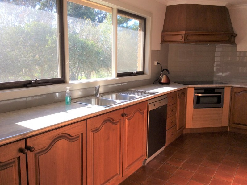 36 Roberts Road, Mornington VIC 3931