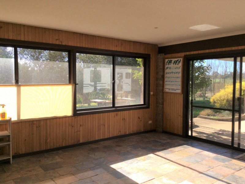 36 Roberts Road, Mornington VIC 3931