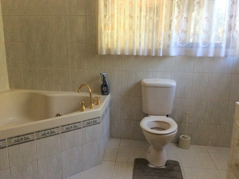 36 Roberts Road, Mornington VIC 3931