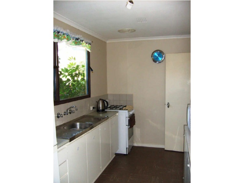 3 Caley Street, Frankston North VIC 3200