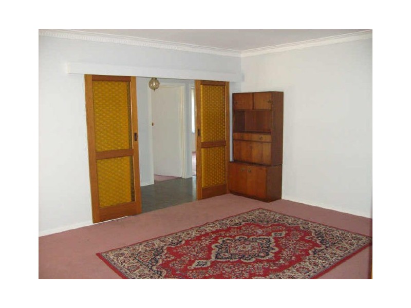 4 Mountain view Crescent, Seaford VIC 3198