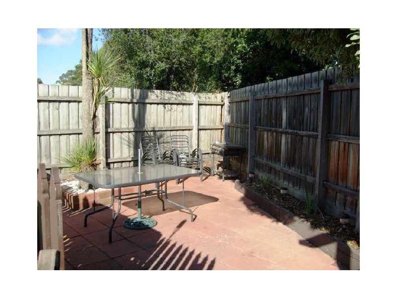 4 Santa Barbara Drive, Frankston VIC 3199