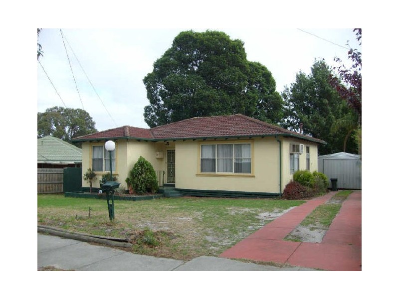 38 Aleppo Crescent, Frankston North VIC 3200