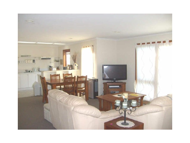 2/3 Leslie Street, Frankston South VIC 3199