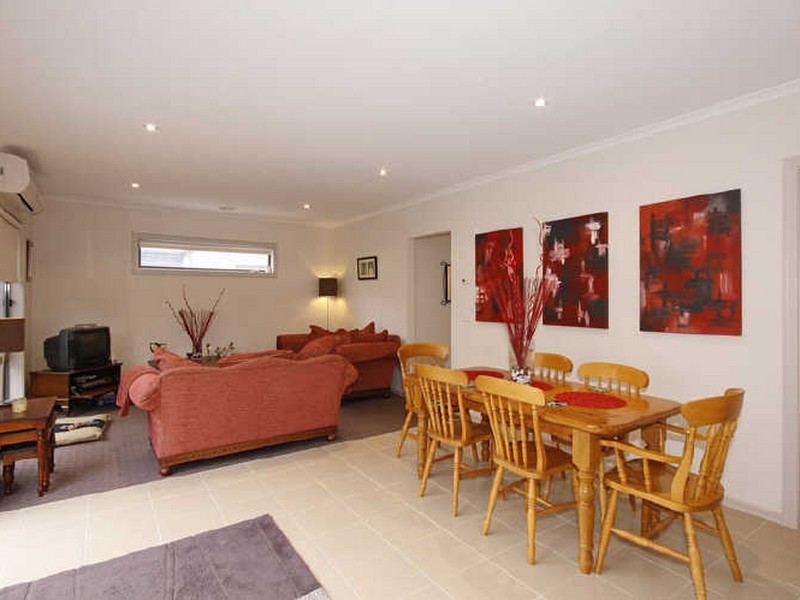 4/49 Culcairn Drive, Frankston South VIC 3199