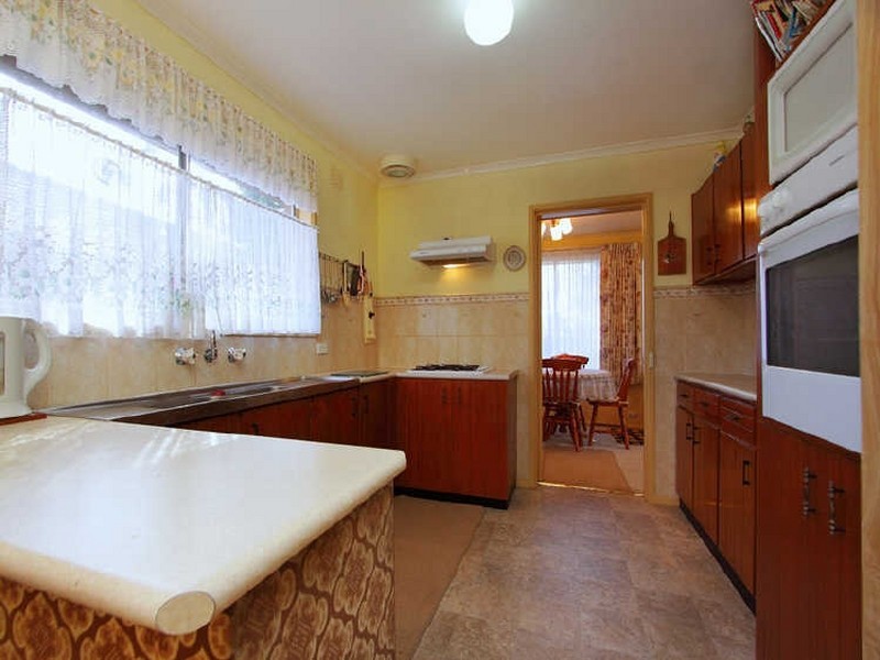 166 Karingal Drive, Frankston VIC 3199