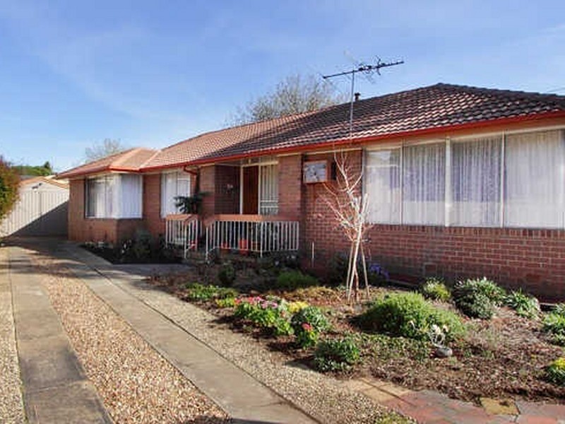 166 Karingal Drive, Frankston VIC 3199