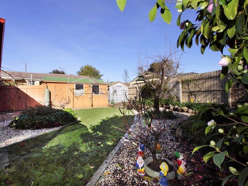 166 Karingal Drive, Frankston VIC 3199