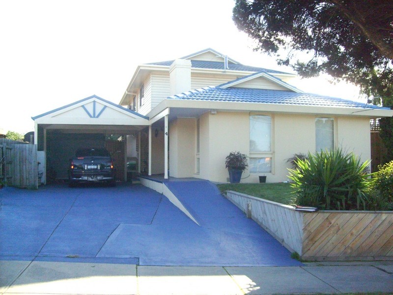 4 Ferndale Drive, Frankston VIC 3199