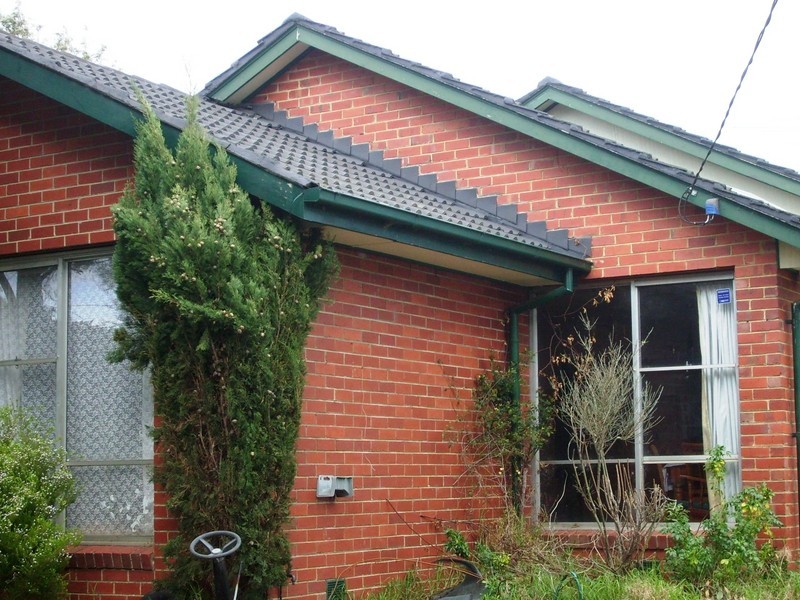 16 Rosemary Crescent, Frankston North VIC 3200