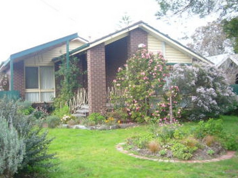 28 Long Street, Langwarrin VIC 3910