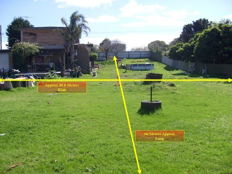 121 & 123 Lindrum Road, Frankston VIC 3199