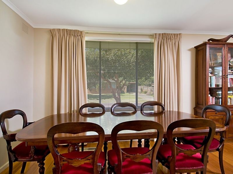 5 Lucerne Crescent, Frankston VIC 3199