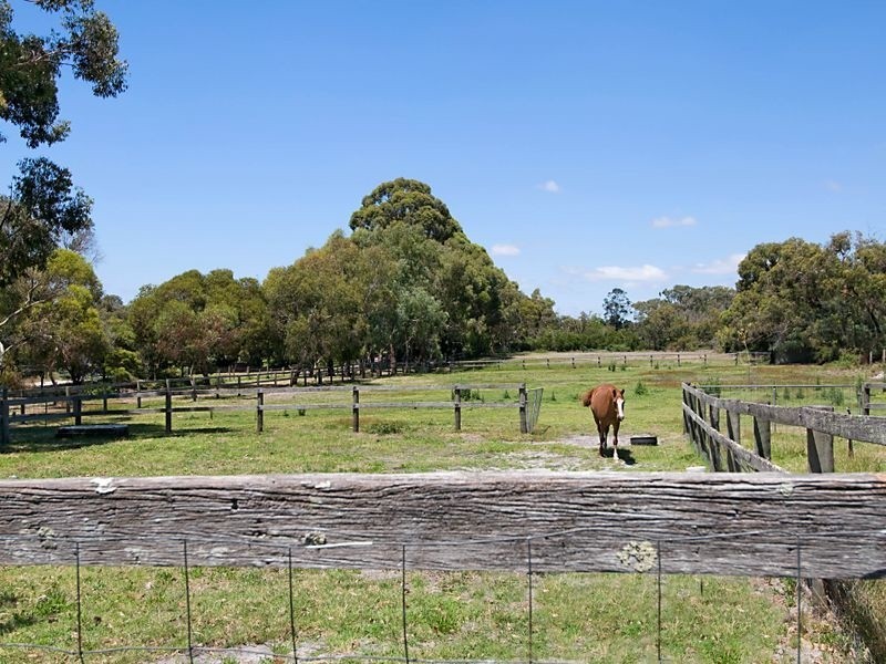 40 Victoria Road, Baxter VIC 3911