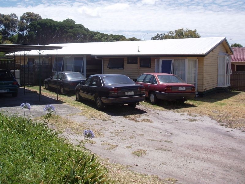 1 Tyrone Street, Seaford VIC 3198