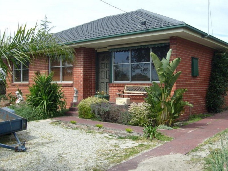 9 Alpina Street, Frankston North VIC 3200