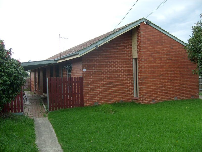 13 Richardson Drive, Mornington VIC 3931