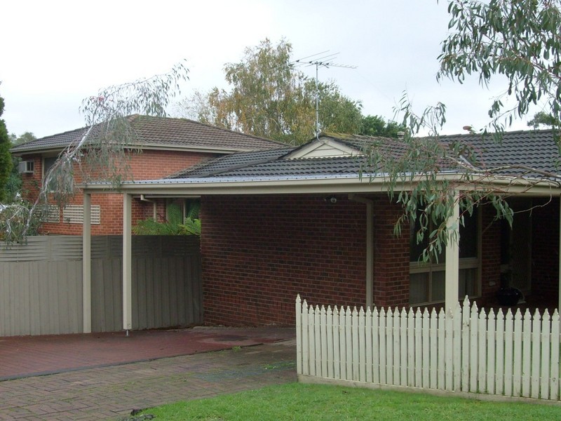 11 Poplar Grove, Langwarrin VIC 3910