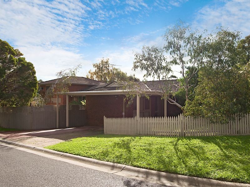 11 Poplar Grove, Langwarrin VIC 3910