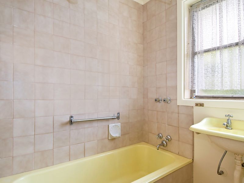 58 Forest Drive, Frankston North VIC 3200