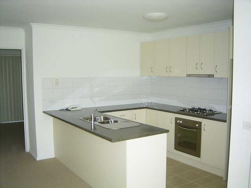 15/4 Barak Court, Frankston VIC 3199