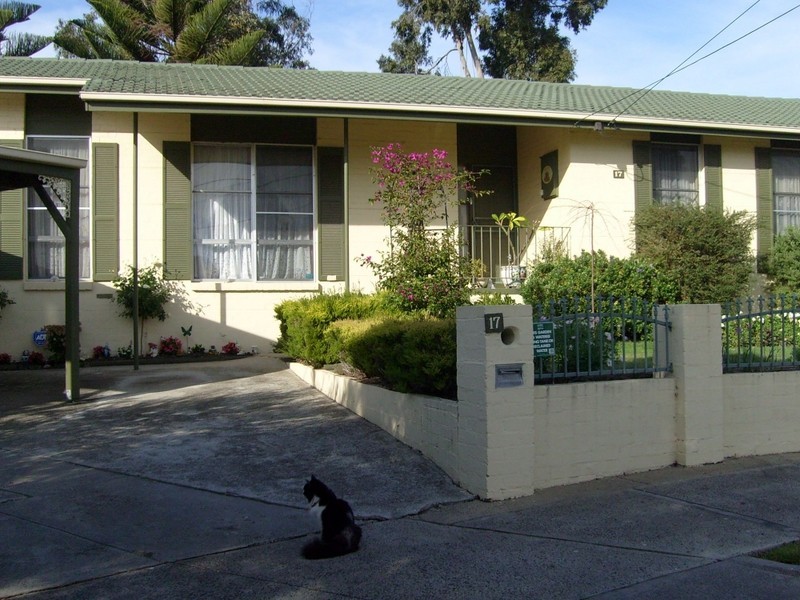 17 Agathea Crt, Frankston North VIC 3200