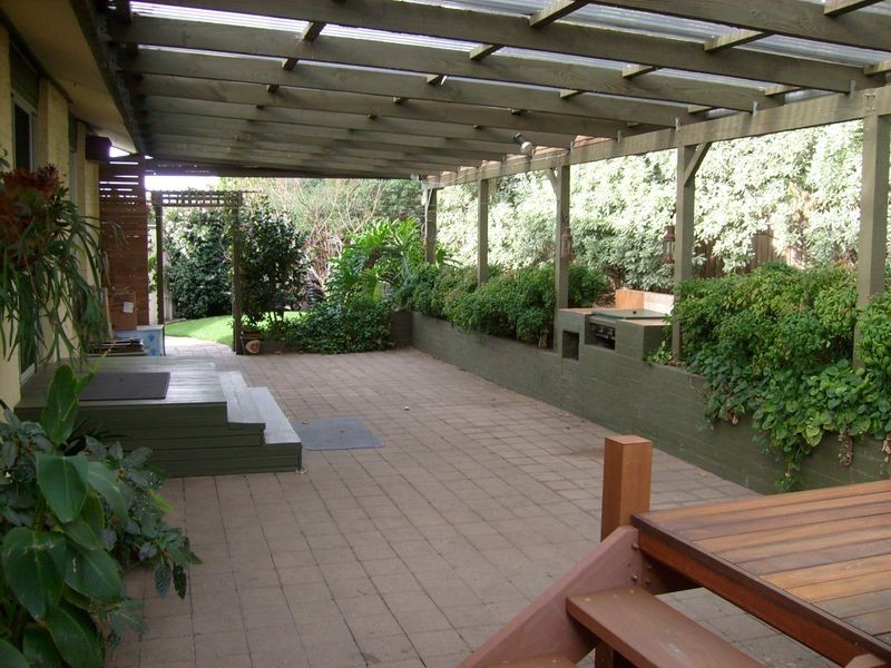 17 Agathea Crt, Frankston North VIC 3200