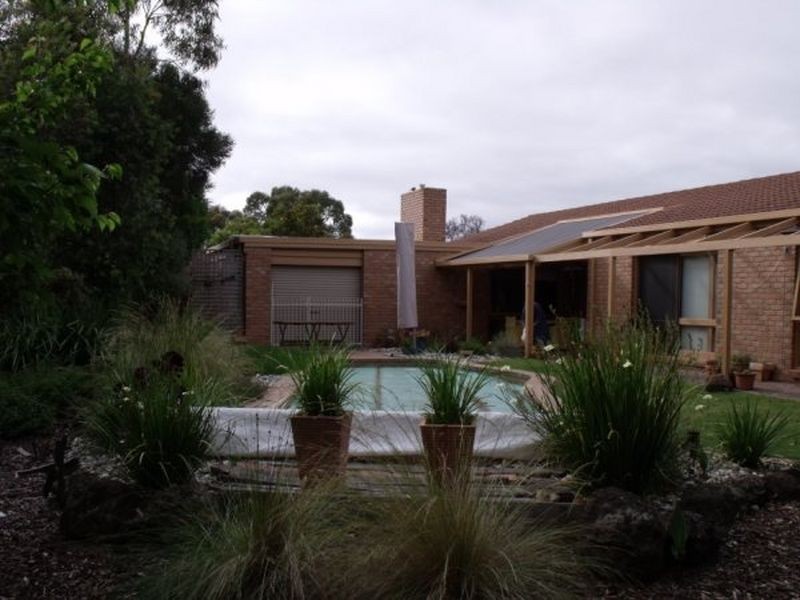 10 Callantina Crt, Frankston VIC 3199