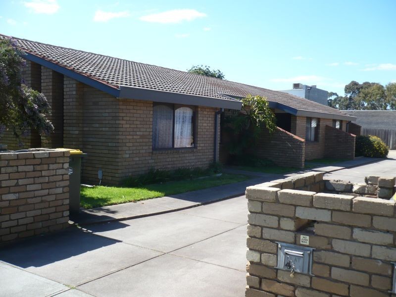 1/12 Bainbridge Ave, Seaford VIC 3198