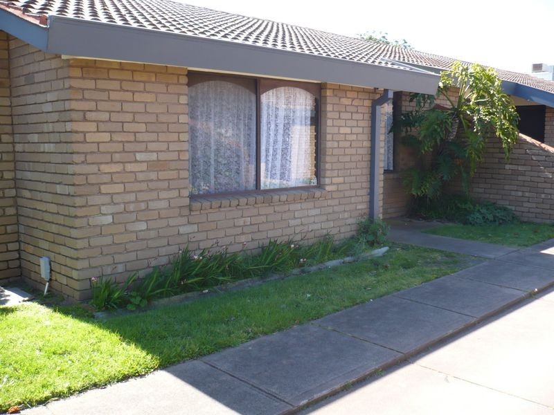 1/12 Bainbridge Ave, Seaford VIC 3198