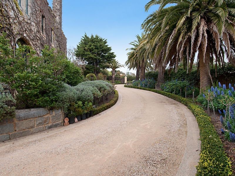 10 Greenslade Court, Mount Martha VIC 3934