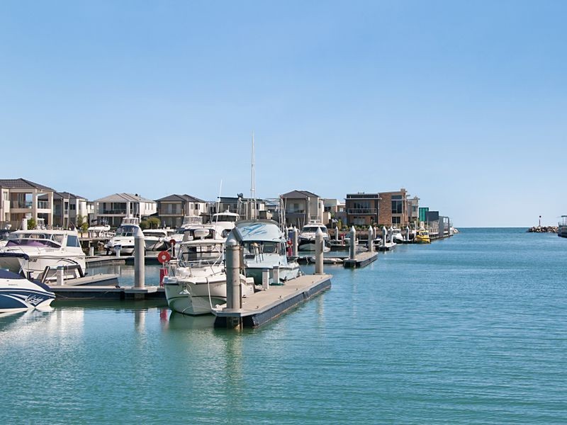 5 Clipper Quay, Safety Beach VIC 3936