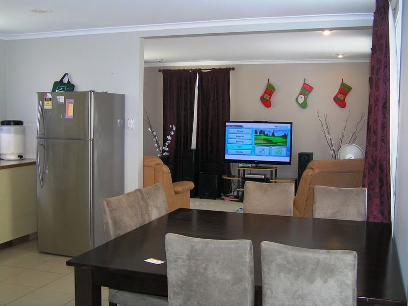 16 Aspen Court, Frankston North VIC 3200