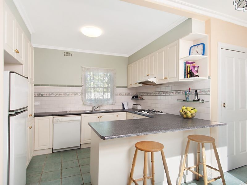 34 Fleetwood Cres, Frankston South VIC 3199