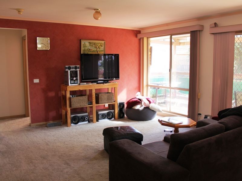 9 Fieldlark Court, Carrum Downs VIC 3201