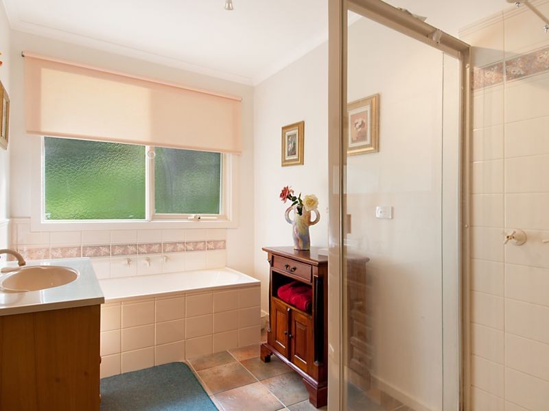 416 Canadian Bay Road, Mount Eliza VIC 3930