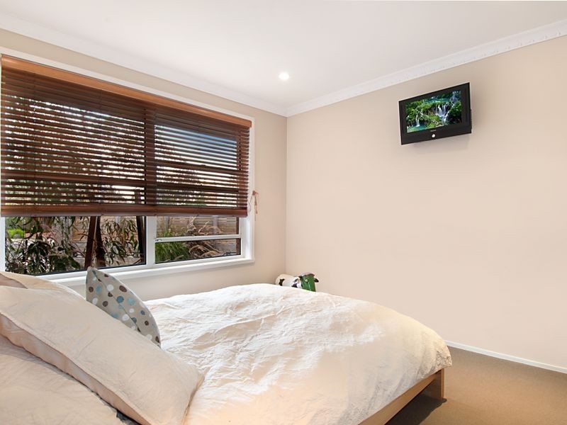 28 Randall Ave, Edithvale VIC 3196