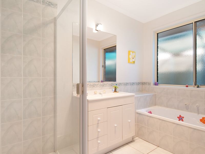 4 Victory Way, Carrum Downs VIC 3201