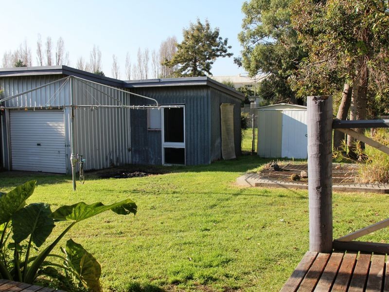 23 Gairloch Drive, Frankston VIC 3199