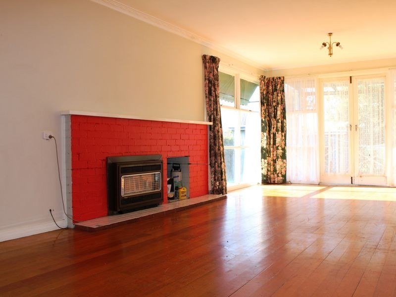 23 Gairloch Drive, Frankston VIC 3199