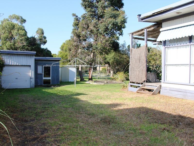 23 Gairloch Drive, Frankston VIC 3199