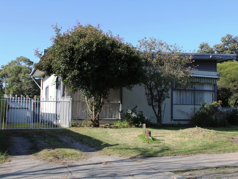 23 Gairloch Drive, Frankston VIC 3199