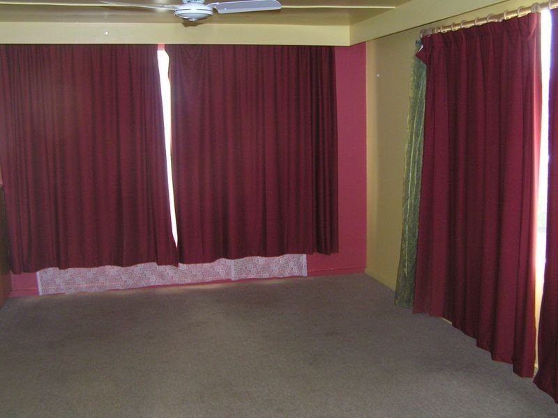 16 Burdett Street, Frankston North VIC 3200