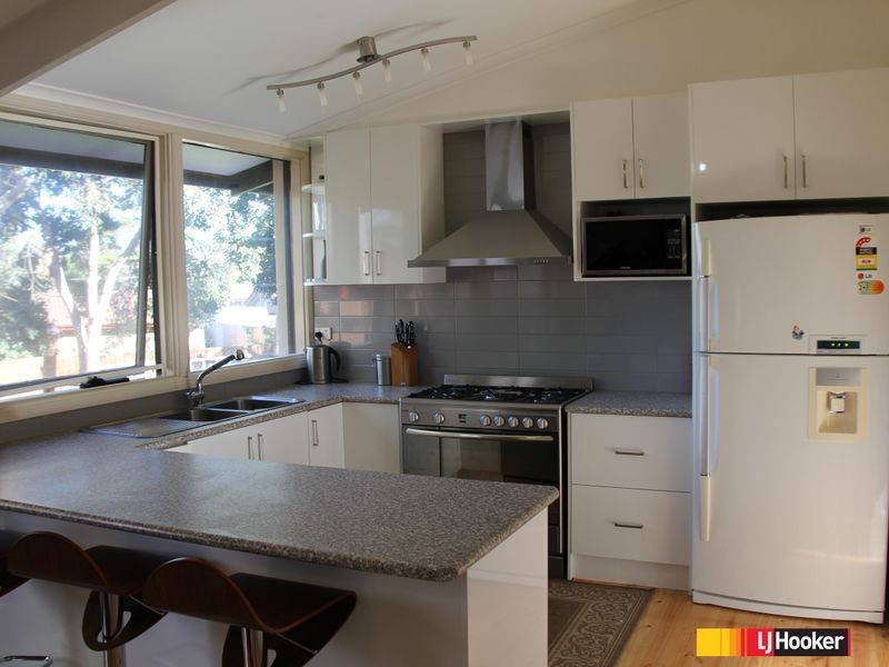 6 Elenya Court, Frankston VIC 3199