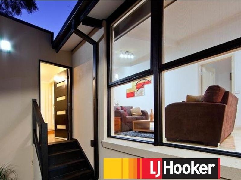 6 Elenya Court, Frankston VIC 3199