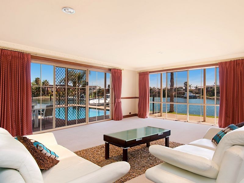 15 Swallow Court, Patterson Lakes VIC 3197