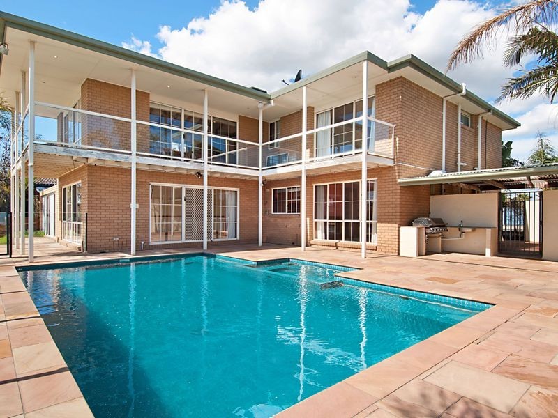 15 Swallow Court, Patterson Lakes VIC 3197