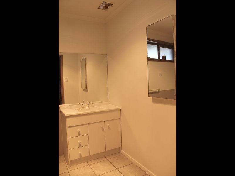 18 Marlock Street, Frankston North VIC 3200