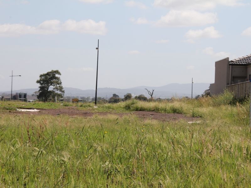 5 Brindabella Circuit SANDHURST ESTATE, Skye VIC 3977